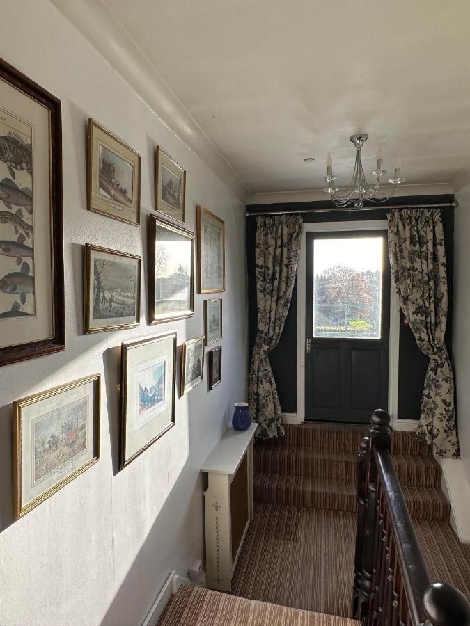 Burford Lodge Hotel - Adults Only Exteriér fotografie